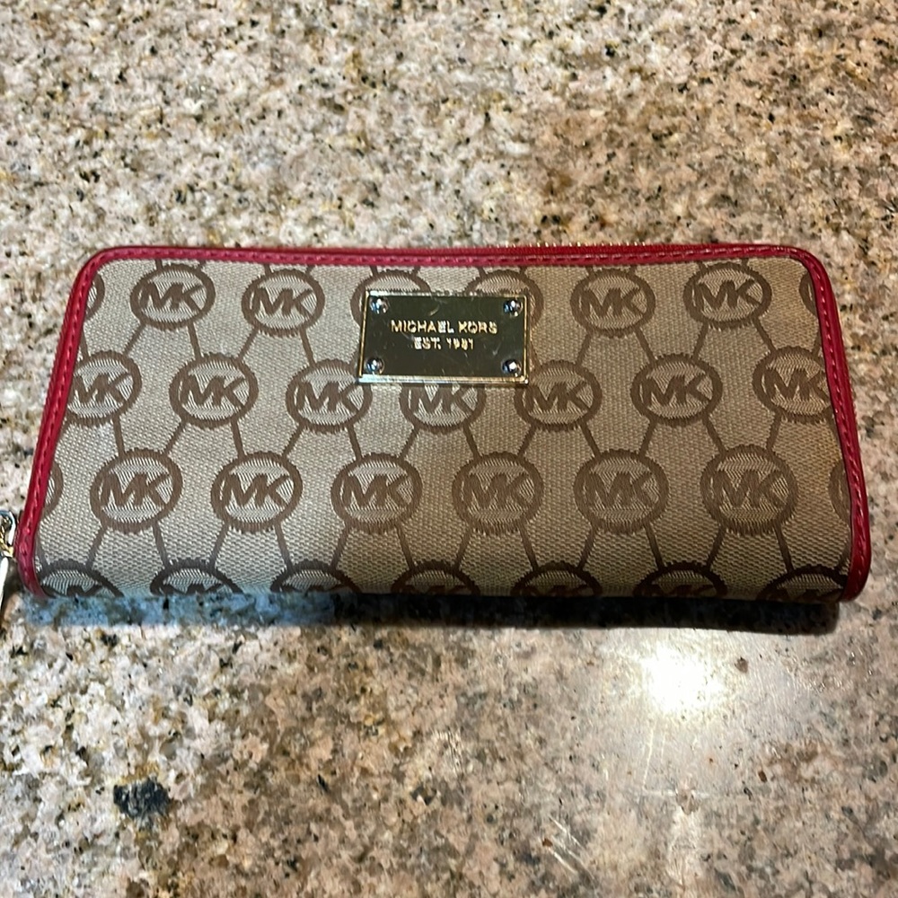 Michael Kors wallet